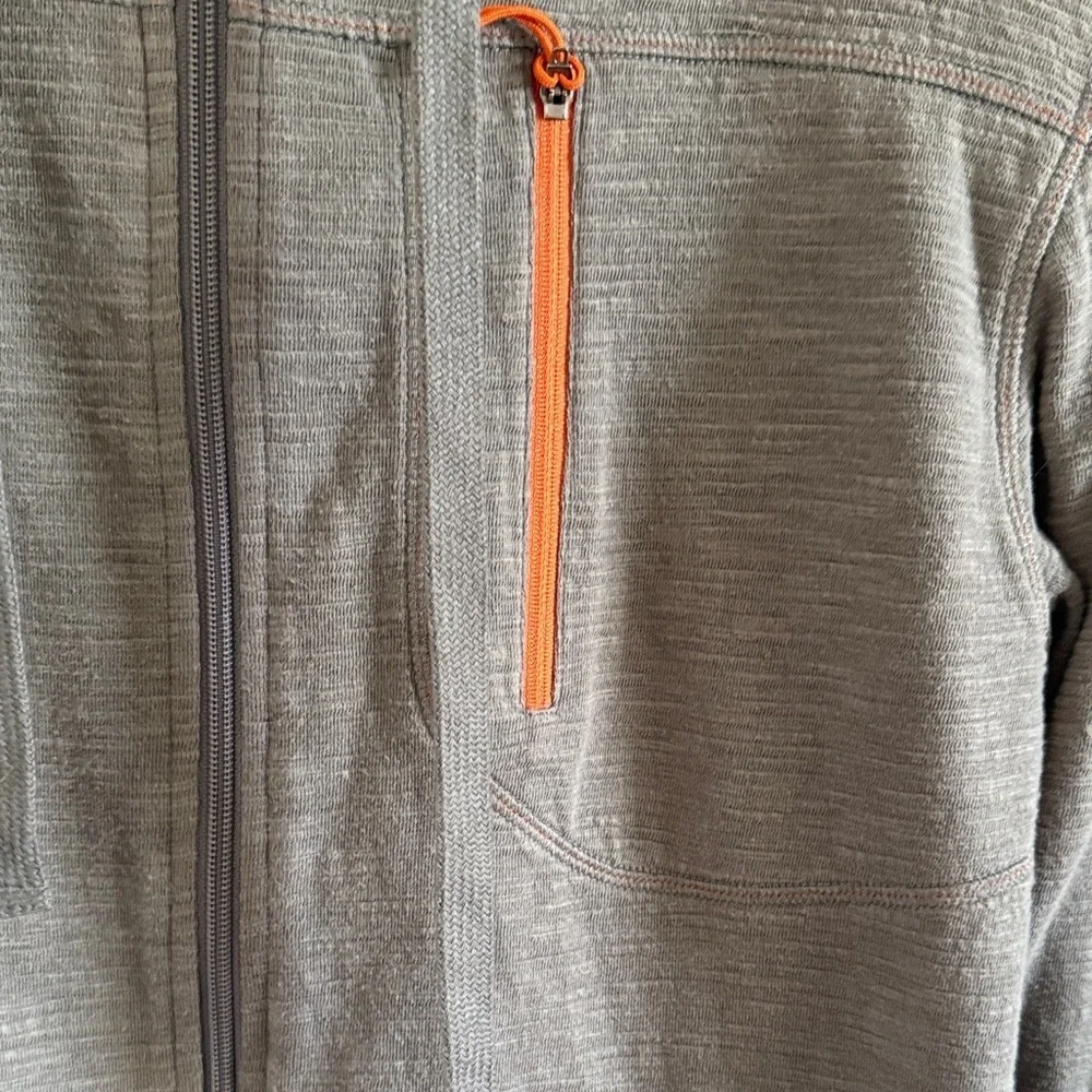 Eddie Bauer stylish gray